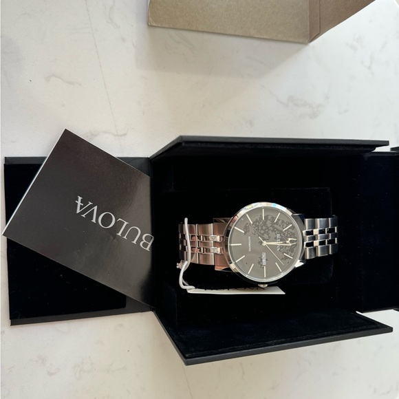 Bulova Classic Automatic New American
Clipper Men's 96C132 - Picture 10 of 11